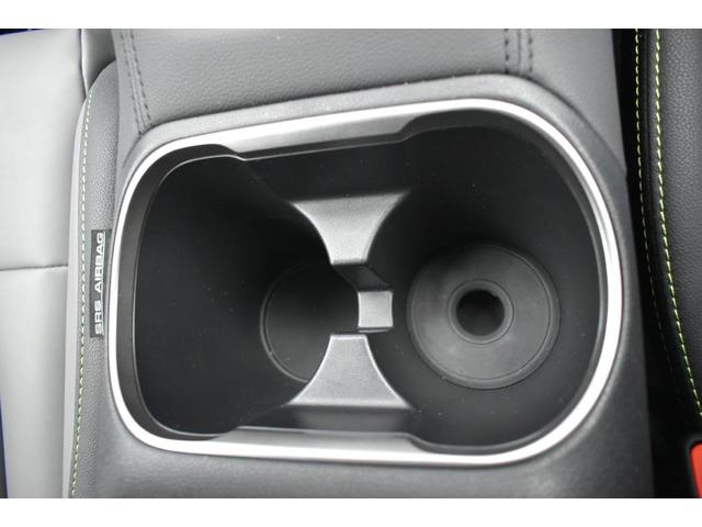 �t�����g�J�b�v�z���_�[�����y�b�g�{�g���Ȃǂ��u�����Ƃ��ł��܂��B