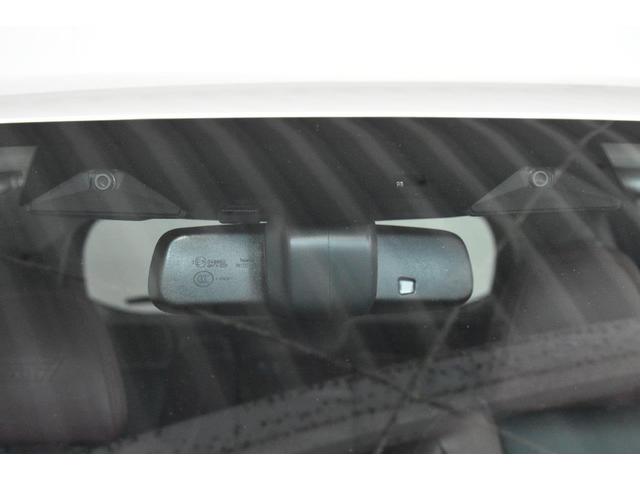 �d�����r���������i�A�C�T�C�g�j�́A���E�ŏ��߂ăX�e���I�J�����݂̂ŁA�S�ԑ��Ǐ]�N���[�Y�R���g���[���@�\����s�ҁA���]�Ԃ����ΏۂƂ����v���N���b�V���Z�[�t�e�B�@�\�����������V�X�e���ł��B