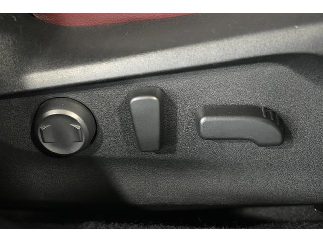 ���ʂƑO�[���̍����A�O��ʒu�A�w������p�x�̒�����d���ōs���܂��B���i�K�ōׂ����������邽�߁A�̊i�ɍ��킹���K�؂ȃ|�W�V�����ɐݒ�ł��܂��B�^�]�Ȃ̓����o�[�T�|�[�g�������\�ł�