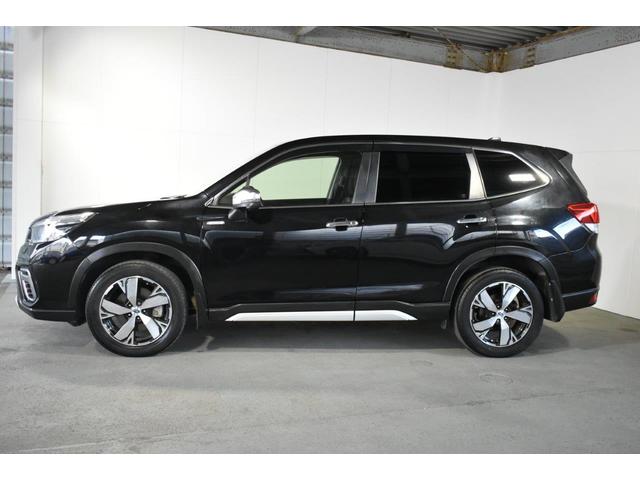 �X�o���̂S�v�c�i�`�v�c�j�͒��i���萫�ɗD��A���푖�s���獂�����s�܂ŁA���܂��܂ȃV�[���ň��S���ɖ��������肪�����߂܂��B����͈��H��D���ȂǍ��E�̃^�C���̘H�ʏ󋵂��قȂ�V�[���ł��ς��܂���B