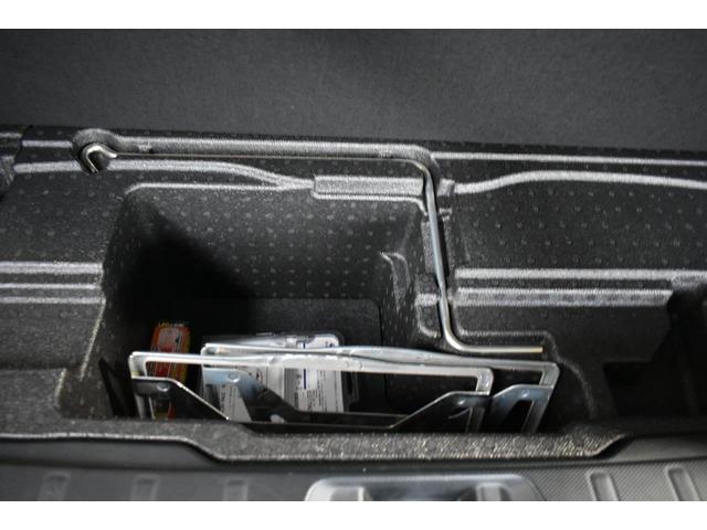 �T�u�g�����N�t�ł��̂Ő�ԓ����H��̎��[�ɕ֗��ł��B