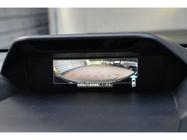 �t�����g�O�����ɑ������ꂽ�J�����̉f�����f�B�X�v���C�ɕ\��