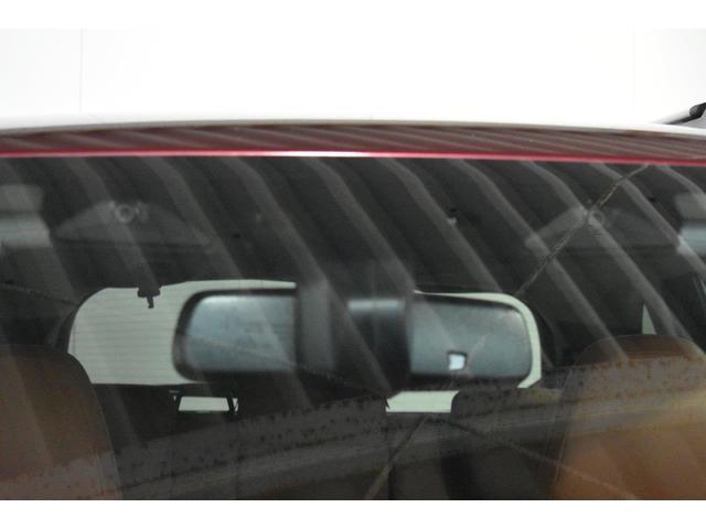 �d�����r���������i�A�C�T�C�g�j�́A���E�ŏ��߂ăX�e���I�J�����݂̂ŁA�S�ԑ��Ǐ]�N���[�Y�R���g���[���@�\����s�ҁA���]�Ԃ����ΏۂƂ����v���N���b�V���Z�[�t�e�B�@�\�����������V�X�e���ł��B