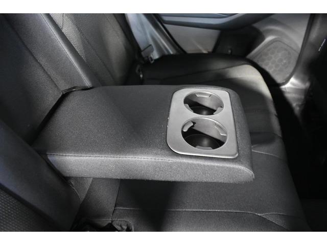 �����V�[�g�Z���^�[�A�[�����X�g�B�@�J�b�v�z���_�[�t�ŁA��Ȃɂ����K�ȃh���C�u��񋟂��܂��B