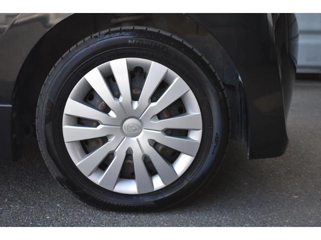 �����P�S�C���`�z�C�[���L���b�v�^�^�C���T�C�Y�͂P�T�T�^�U�T�q�P�S�ł�