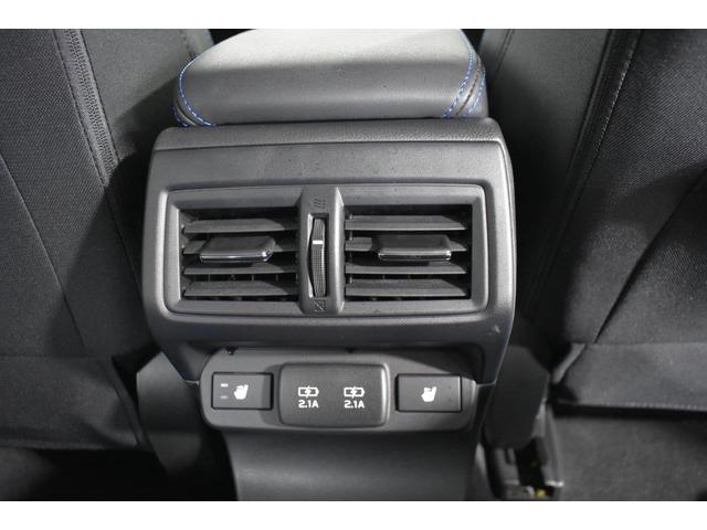 ���A���G�A�R�������o�����ƃV�[�g�q�[�^�[�E�t�r�a�d�����t���Ă��܂�