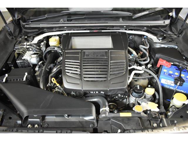 �r�q���̍������͐��\�Ɗ����\���������ŗ������A�Q�D�O�k�ɂ��đz���𒴉z�����p�t�H�[�}���X�𔭊��B����ɏ[�d����̗̍p�ɂ��n�C�p���[�ƁA�D�ꂽ�R��\�E�r�K�X���\�������Ă���B���ꂱ�����y�c�h�s�z