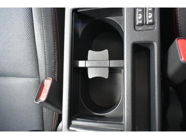 �^�]�ȁE����Ȃ���ł��肪�͂��₷���A�^�]�ȁA����ȁA�㕔���Ȃ̃h�A�|�P�b�g�����ɁA���ꂼ��J�b�v�z���_�[���ݒu����Ă��܂��B