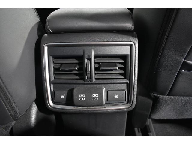 ���A���G�A�R�������o�����ƃV�[�g�q�[�^�[�E�t�r�a�d�����t���Ă��܂�