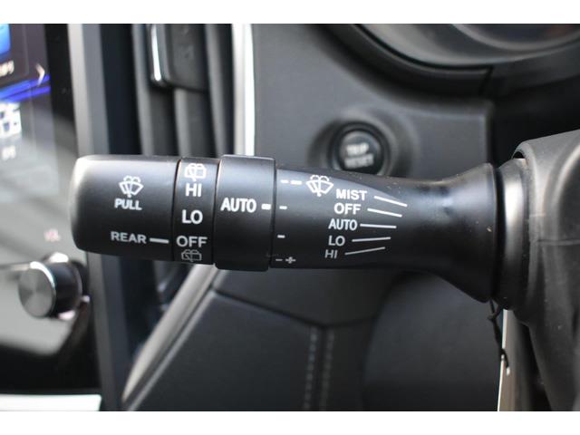 �J�H���m�����C�p�[�̓t�����g�K���X�㕔�̃Z���T�[���J�ʂ����m���A�J�̋����ɉ����āu�Ԍ��E�ᑬ�E�����v�������Ő؂�ւ���@�\�ł��B