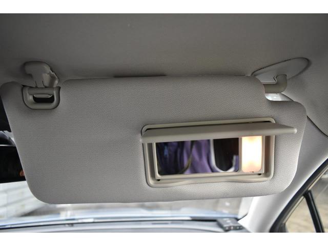 �T���o�C�U�[�ɂ̓~���[���������܂��B