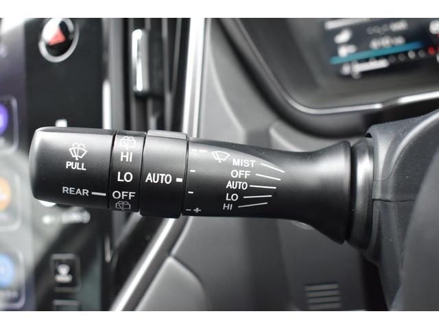 �J�H���m�����C�p�[�̓t�����g�K���X�㕔�̃Z���T�[���J�ʂ����m���A�J�̋����ɉ����āu�Ԍ��E�ᑬ�E�����v�������Ő؂�ւ���@�\�ł��B