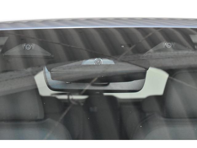 �L�p�P��J�����𓋍ڂ����u�R�̖ځv�������ł��B����ɂ��A�ԗ������łȂ��A���s�҂⎩�]�ԁA��Q���Ȃǂ����L�͈͂����m�ɔF���ł���悤�ɂȂ�܂����B