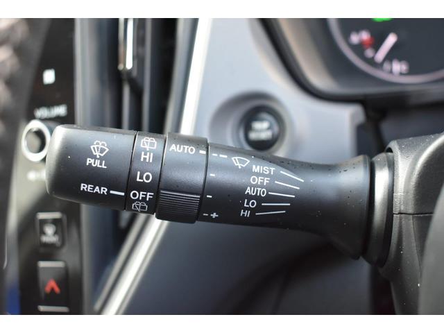 �J�H���m�����C�p�[�̓t�����g�K���X�㕔�̃Z���T�[���J�ʂ����m���A�J�̋����ɉ����āu�Ԍ��E�ᑬ�E�����v�������Ő؂�ւ���@�\�ł��B