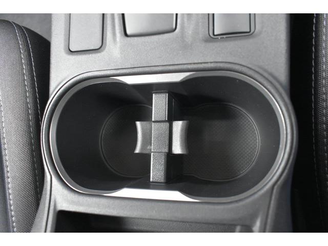 �^�]�ȁE����Ȃ���ł��肪�͂��₷���A�^�]�ȁA����ȁA�㕔���Ȃ̃h�A�|�P�b�g�����ɁA���ꂼ��J�b�v�z���_�[���ݒu����Ă��܂��B