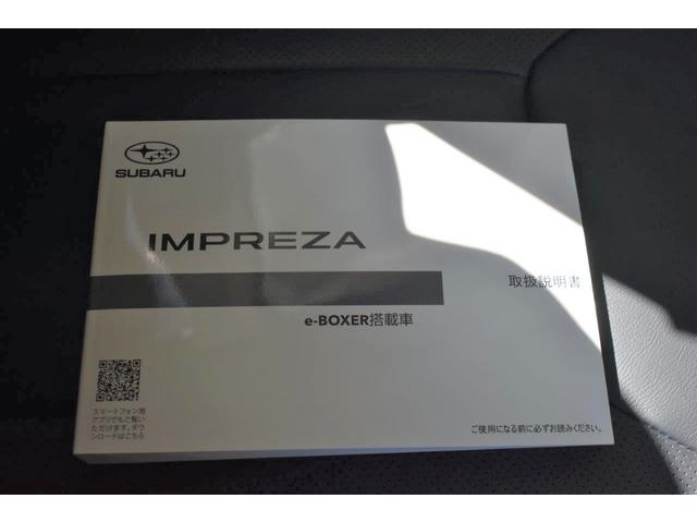 �X�}�[�g�L�[�t���Ȃ̂ŁA�h�A���b�N��J���w�P�{�Ń^�b�`���邾���I�i���̋󂫕߂�L�[���X�{�^���͎g���܂���B�����w�����ɁA�G���W���������邾���łn�j�I�j