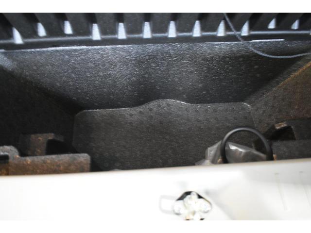 �T�u�g�����N�t�ł��̂Ő�ԓ����H��̎��[�ɕ֗��ł��B