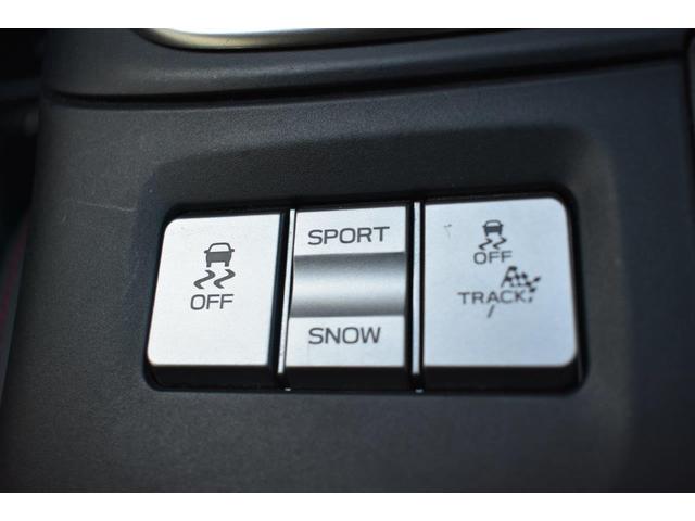 �N���}�̑��s��Ԃ��e��Z���T�[�ŏ�Ɍ��m���A������Ȃǂ�}���Ĉ��萫�����߂܂��B�܂��h���C�o�[�̃R���g���[���̈���L����s�q�`�b�j���[�h�ȂǁA���s�V�[���ɍ��킹�����s���[�h��I�����邱�Ƃ��ł��܂��B