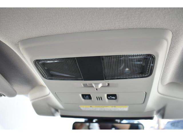 �t�����g���[�����C�g