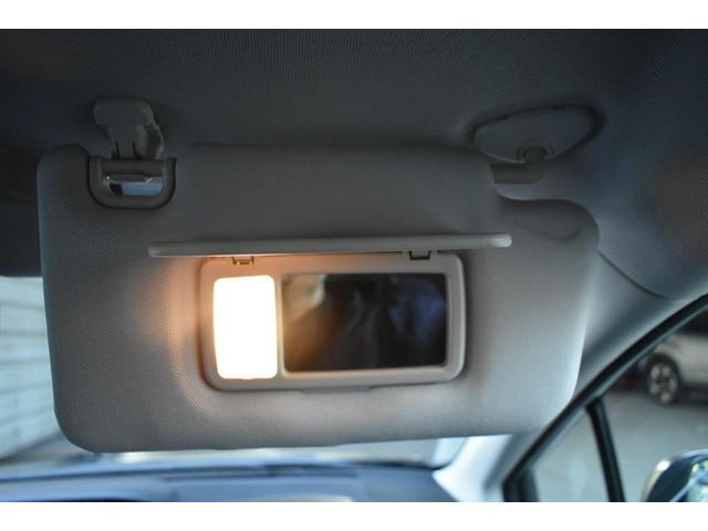 �T���o�C�U�[�ɂ̓~���[���������܂��B