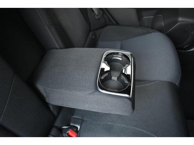 �����V�[�g�Z���^�[�A�[�����X�g�B�@�J�b�v�z���_�[�t�ŁA��Ȃɂ����K�ȃh���C�u��񋟂��܂��B