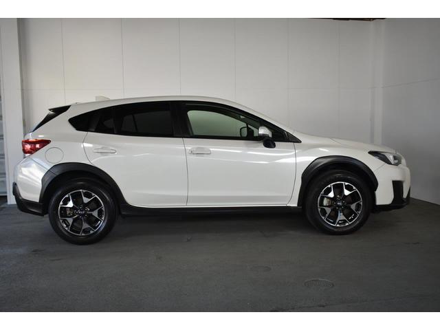 ＸＶ ２．０ｉ－Ｌ　ＥｙｅＳｉｇｈｔ　Ｂ型モデル　Ｘ－ＭＯＤＥ・左右独立温度調整機能付きフルオートエアコン・パドルシフト機能・リヤビーグルディテクション・１７インチアルミホイール（10枚目）