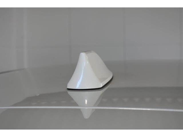 ＸＶ ２．０ｉ－Ｌ　ＥｙｅＳｉｇｈｔ　Ｂ型モデル　Ｘ－ＭＯＤＥ・左右独立温度調整機能付きフルオートエアコン・パドルシフト機能・リヤビーグルディテクション・１７インチアルミホイール（12枚目）