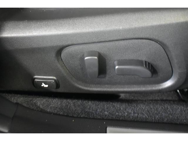 レヴォーグ 1.6STI Sport EyeSight 左サイドカメラ・フロントパワーシート・オートエアコン・パドルシフト機能・サンルーフ・18インチアルミホイール(42枚目)