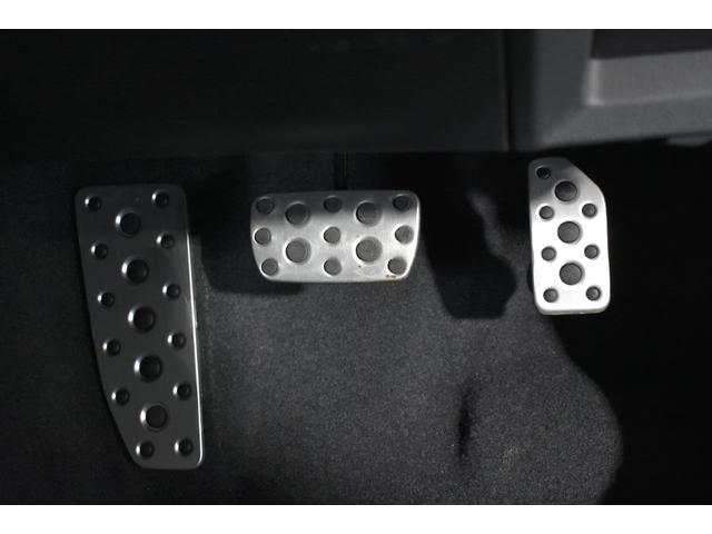 レヴォーグ ＳＴＩスポーツ　ＥＸ　ブラックインテリアセレクション　フロントカメラ・両サイドカメラ・オートエアコン・パドルシフト機能・電子制御ダンパー・デジタルマルチビューモニター　　・スマートリヤビューミラー・電動リヤゲート・１８インチアルミホイール（32枚目）