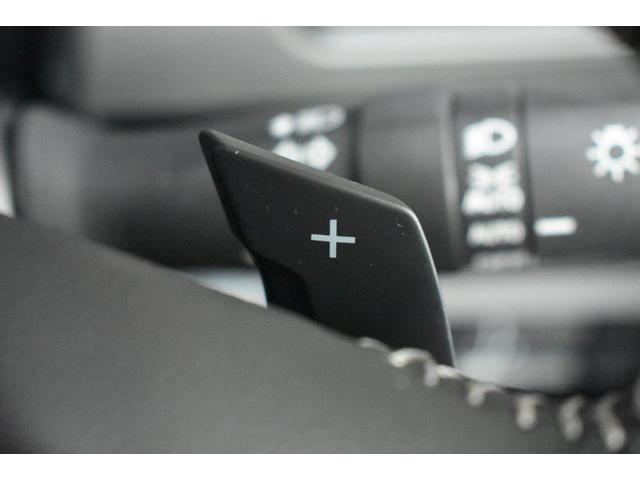 �X�e�A�����O�E���ɑ������Ă���A�C�T�C�g�E�ǔ��X�C�b�`�B������̃X�C�b�`�ɂč������s���̃A�C�T�C�g�ǔ����q�̂n�m�E�n�e�e���s���܂��B