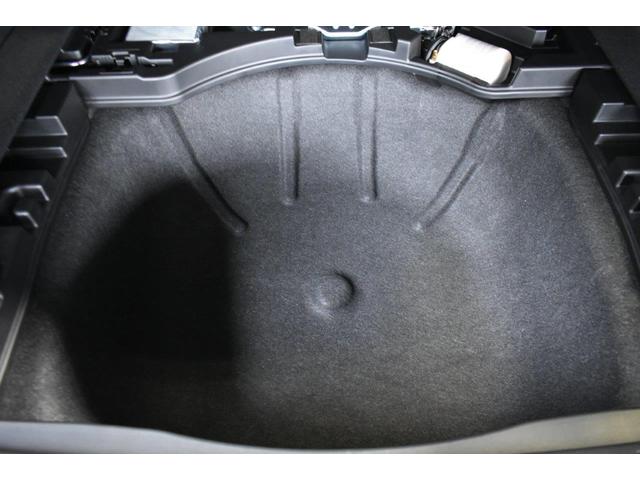 �T�u�g�����N�t�ł��̂Ő�ԓ����H��̎��[�ɕ֗��ł��B