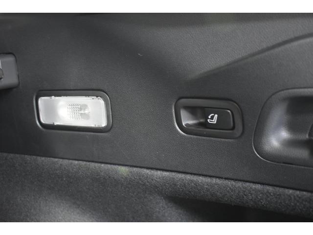 �g�����N�ɂ��Ɩ�������܂��B