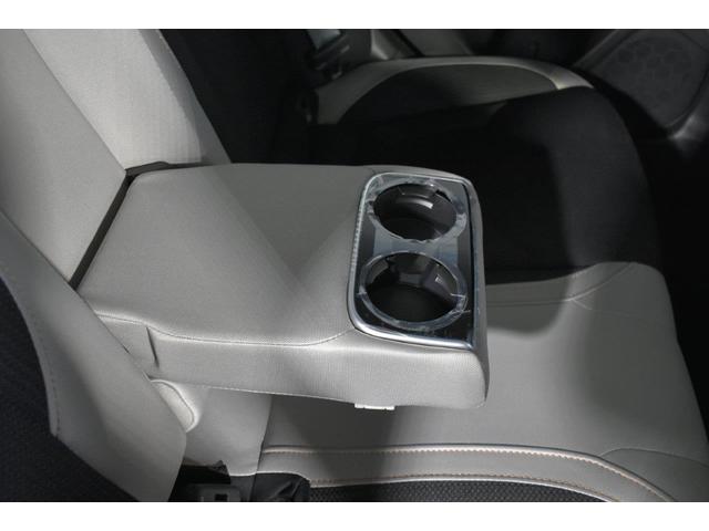 �����V�[�g�Z���^�[�A�[�����X�g�B�@�J�b�v�z���_�[�t�ŁA��Ȃɂ����K�ȃh���C�u��񋟂��܂��B