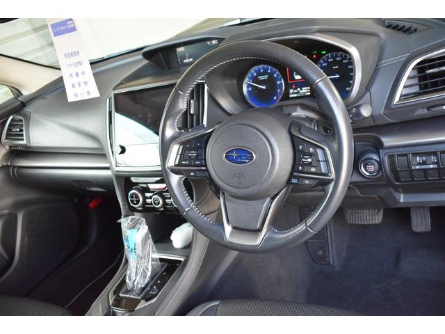 �D�ꂽ���E���J�y���ɔz�������݌v���Ȃ���Ă���A�^�]�̂��₷�����ǋ�����Ă��܂��B