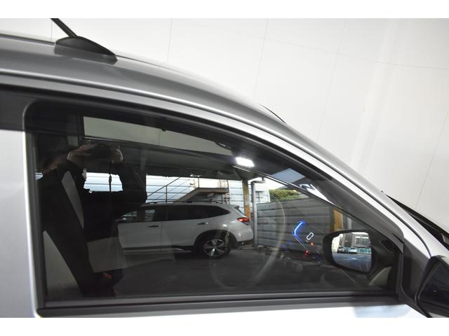 �A�N�����h�A�o�C�U�[�́A�J�V���y�ѐ��V���ɂ����ɗ����܂��B