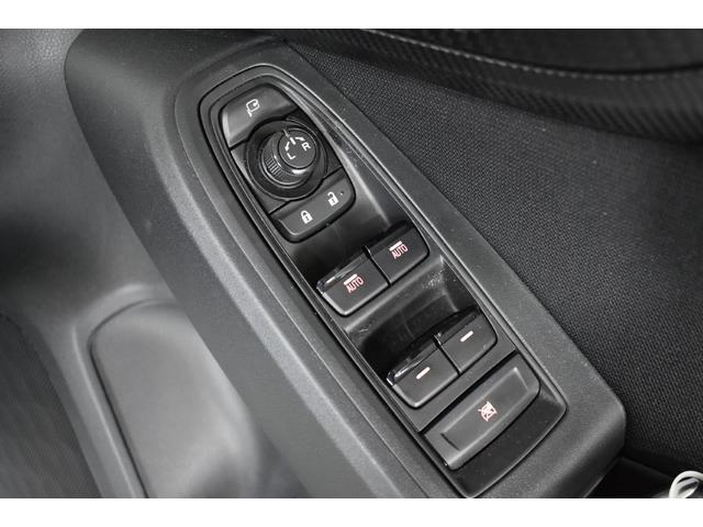 ＸＶ １．６ｉ－Ｌ　ＥｙｅＳｉｇｈｔ　オート機能付エアコン・パドルシフト機能・Ｘ‐ＭＯＤＥ・リヤビーグルディテクション・１７インチアルミホイール（33枚目）