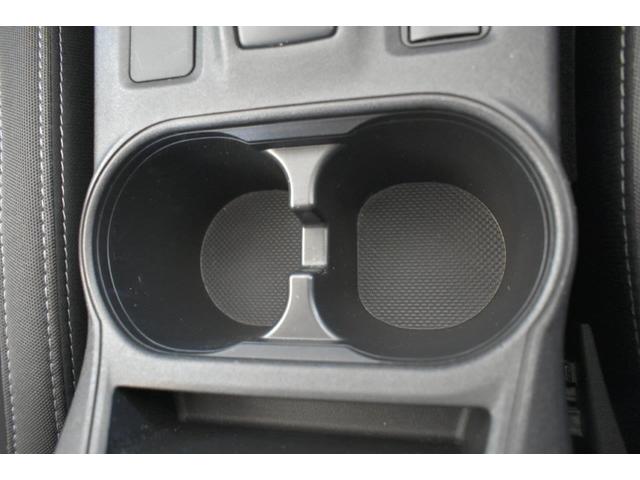 �t�����g�J�b�v�z���_�[�����y�b�g�{�g���Ȃǂ��u�����Ƃ��ł��܂��B