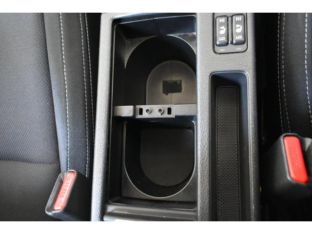 �t�����g�J�b�v�z���_�[�����y�b�g�{�g���Ȃǂ��u�����Ƃ��ł��܂��B