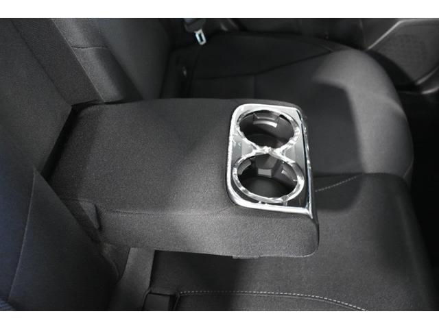 �����V�[�g�Z���^�[�A�[�����X�g�B�@�J�b�v�z���_�[�t�ŁA��Ȃɂ����K�ȃh���C�u��񋟂��܂��B