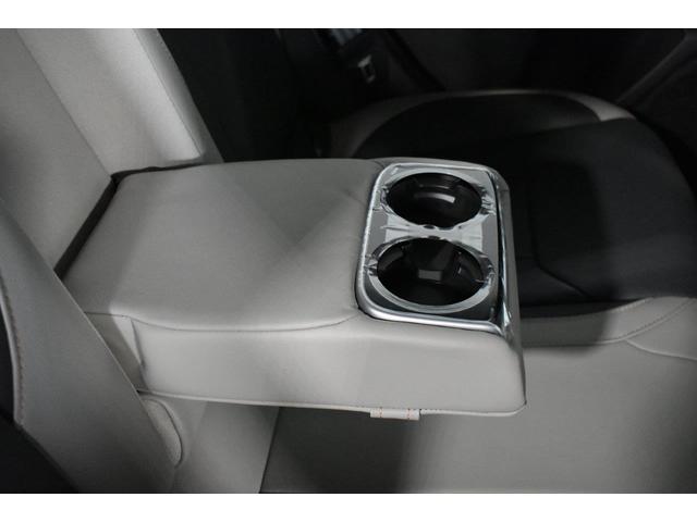 �����V�[�g�Z���^�[�A�[�����X�g�B�@�J�b�v�z���_�[�t�ŁA��Ȃɂ����K�ȃh���C�u��񋟂��܂��B