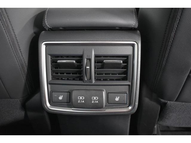 ���A���G�A�R�������o�����ƃV�[�g�q�[�^�[�E�t�r�a�d�����t���Ă��܂�