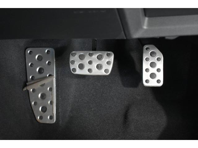 �A���~�y�_���́A�C���e���A�̎��������߁A�������X�|�[�e�B�ɉ��o����A�C�e���ł��B�@�\�ʂł̓y�_�����쐫�����コ����_��������܂��B