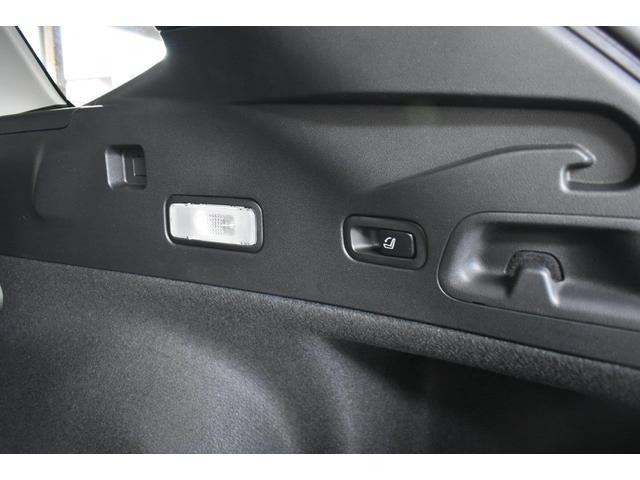 �{�^�������������Ń����V�[�g���ȒP�ɓ|�����Ƃ��ł����Q�b�W�X�y�[�X���L���邱�Ƃ��ł��܂��B