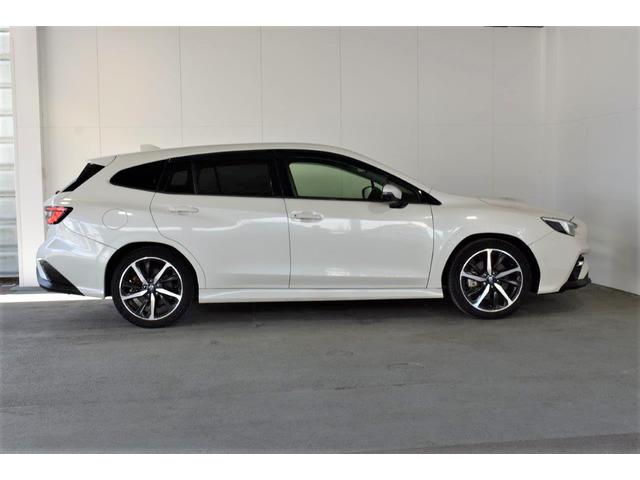 ���Љ����̃����I�[�i�[�ԁi���Ђ̂��q�l���V�Ԃɏ�芷����ꂽ�Ԃ�����肵�����ł��B�V�Ԕ̔�������_����������I�C�������܂Œ���I�ɊǗ����Ă���ׁA�i���̗ǂ���Ԃœ��ɂ��Ă��܂��B�j