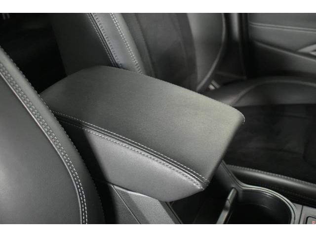 �t���A�[�R���\�[���a�n�w�@�\���ȗe�ʂ��m�ۂ���ƂƂ��ɁA�A�[�����X�g�Ƃ��Ă��g���鑽�@�\�I�ȃR���\�[���a�n�w�ł��B