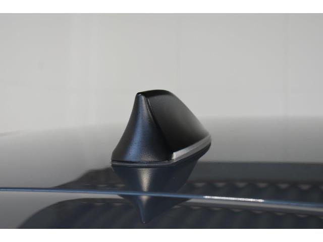 クロストレック ツーリング　フロントカメラ・両サイドカメラ・デジタルマルチビューモニター・オート機能付エアコン・パドルシフト機能・フロントパワーシート（運転席シートメモリー機能）・ステアリングヒーター・１７インチアルミホイール（16枚目）