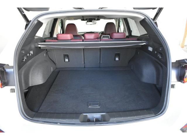 レヴォーグ ＳＴＩ　Ｓｐｏｒｔ　ＥＸ　ＥｙｅＳｉｇｈｔ　Ｘ搭載車　フロントカメラ・左サイドカメラ・レザーシート・オートエアコン・パドルシフト機能・ドライブモードセレクト・電子制御ダンパー・スマートリヤビューミラー・電動リヤゲート・１８インチアルミホイール（22枚目）