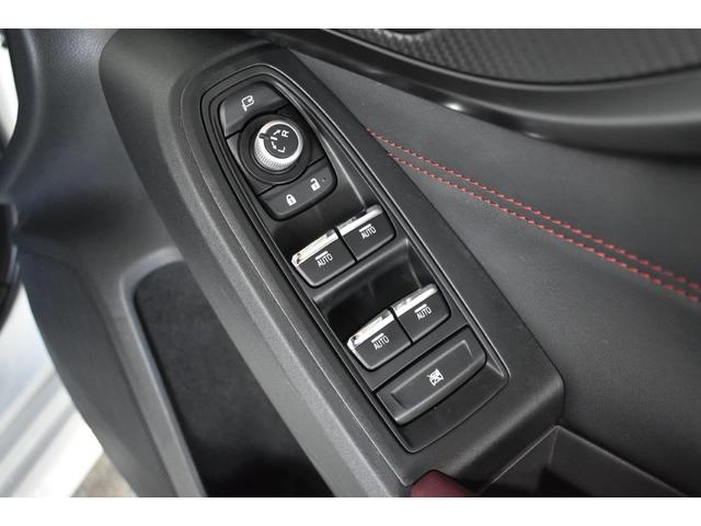 レヴォーグ ＳＴＩ　Ｓｐｏｒｔ　ＥＸ　ＥｙｅＳｉｇｈｔ　Ｘ搭載車　フロントカメラ・左サイドカメラ・レザーシート・オートエアコン・パドルシフト機能・ドライブモードセレクト・電子制御ダンパー・スマートリヤビューミラー・電動リヤゲート・１８インチアルミホイール（38枚目）