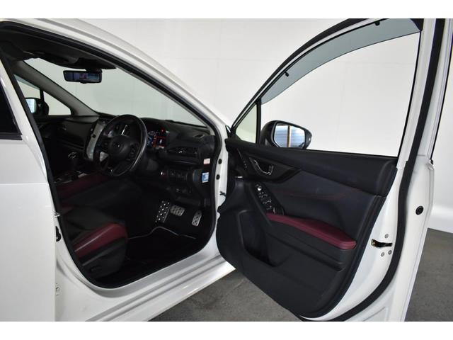 レヴォーグ ＳＴＩ　Ｓｐｏｒｔ　ＥＸ　ＥｙｅＳｉｇｈｔ　Ｘ搭載車　フロントカメラ・左サイドカメラ・レザーシート・オートエアコン・パドルシフト機能・ドライブモードセレクト・電子制御ダンパー・スマートリヤビューミラー・電動リヤゲート・１８インチアルミホイール（48枚目）