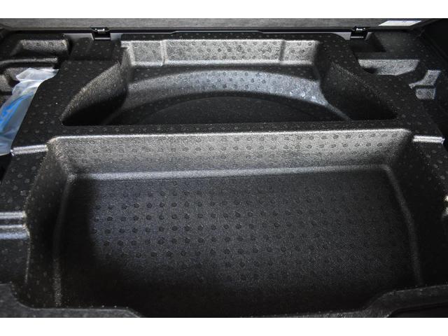 �T�u�g�����N�t�ł��̂Ő�ԓ����H��̎��[�ɕ֗��ł��B